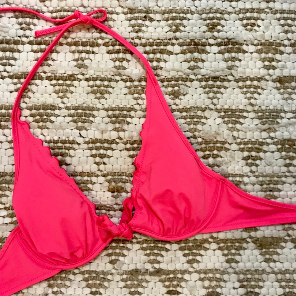 NEW Victoria’s Secret bikini top